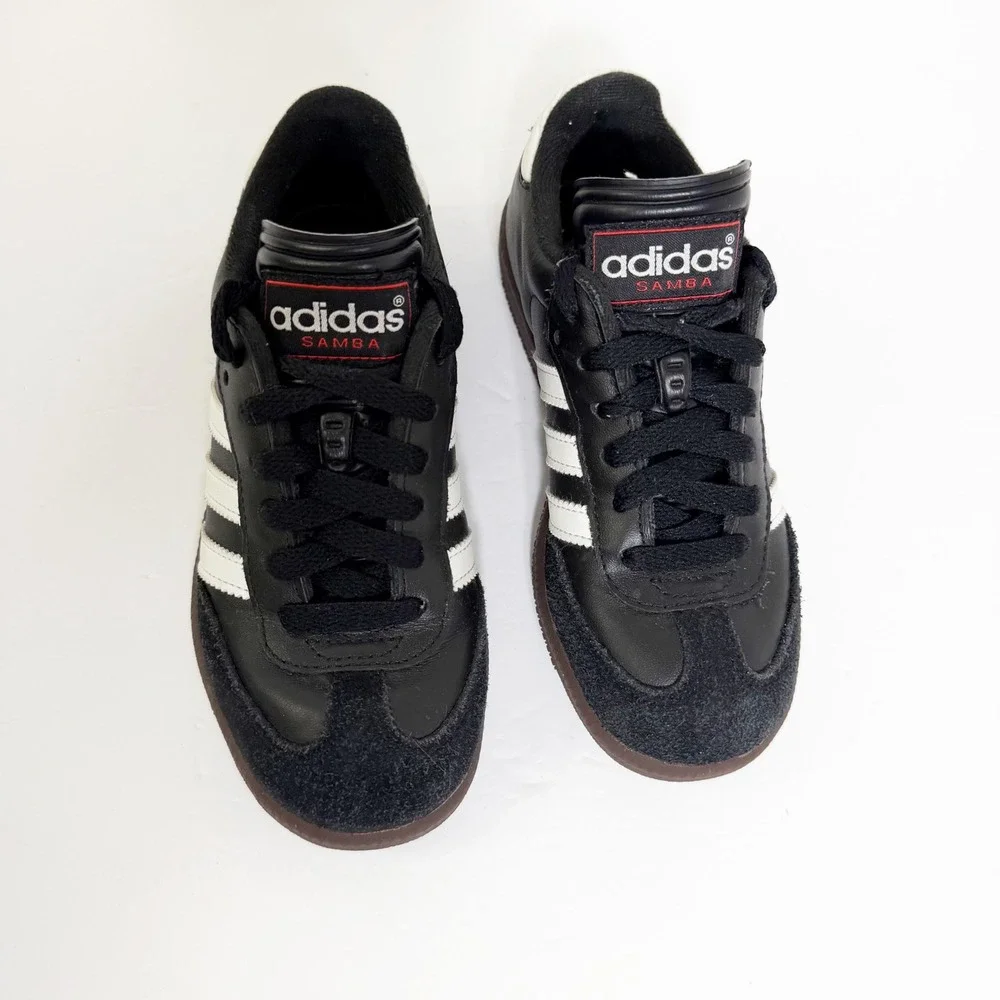 adidas classic indoor